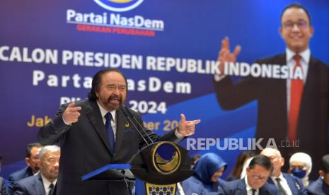 Ketua Umum Partai Nasdem Surya Paloh menyampaikan pidato dalam acara Deklarasi Calon Predisen (capres) Partai Nasdem di Nasdem Tower, Jakarta, Senin (3/10/2022). Partai Nasdem resmi mengusung Anies Baswedan menjadi capres dalam perhelatan Pilpres 2024 mendatang. Republika/Prayogi.