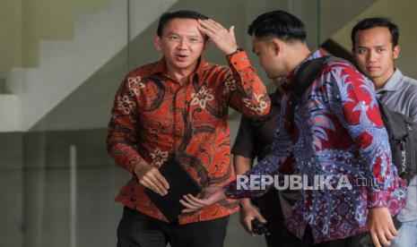 Komisaris PT Pertamina Basuki Tjahaja Purnama atau Ahok. Komisaris Pertamina Basuki Tjahaja Purnama alias Ahok diperiksa KPK selama 6,5 jam.