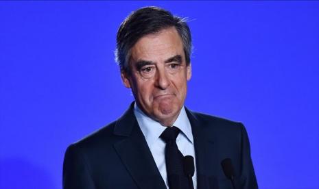 Mantan perdana menteri Prancis, Francois Fillon, ditunjuk sebagai dewan direksi grup perusahaan minyak Rusia. 