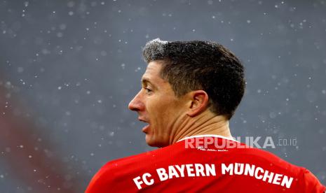  Penyerang Bayern Muenchen Robert Lewandowski.