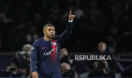 Striker Paris Saint-Germain (PSG) asal Prancis, Kylian Mbappe, yang masih diincar Real Madrid.