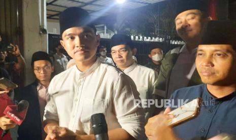 Ketua Umum PSI Kaesang Pangarep.Ketum PSI Kaesang Pangarep mengaku siap hadir jika diajak bertemu koalisi Prabowo.