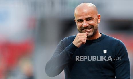 Pelatih Bayer Leverkusen Peter Bosz