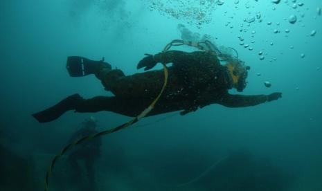 Profesi Penyelam Bawah Laut 