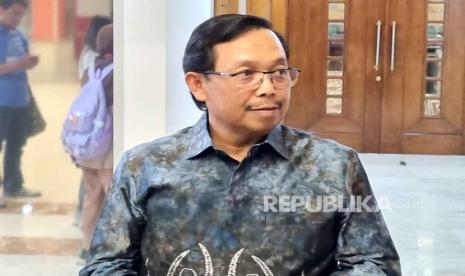 Anggota DPR Fraksi Partai Demokrat Herman Khaeron menyebut hak angket tak ada urgensinya