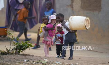 Korban tewas akibat wabah campak di Zimbabwe telah meningkat menjadi hampir 700 anak.