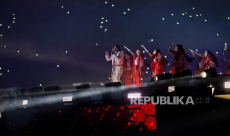 Upacara pembukaan Piala Dunia U17 berlangsung meriah di Stadion Gelora Bung Tomo (GBT) Surabaya, Jawa Timur, Jumat (10/11/2023).  