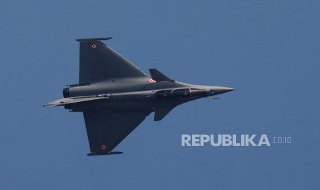 Pesawat jet tempur Dassault Rafale.