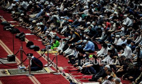 Ilustrasi sholat Jumat. Sholat Jumat wajib bagi setiap Muslim 