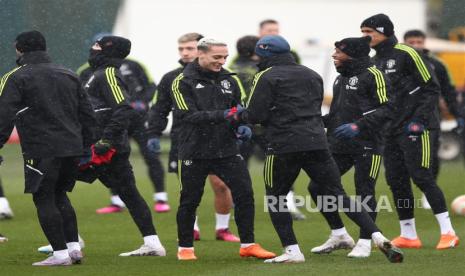 Skuad Manchester United berlatih di Carrington, Inggris, Kamis (9/3/2023). 