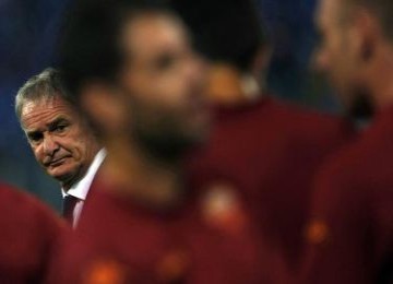 Claudio Ranieri dan skuad AS Roma