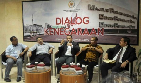  Dialog Kenegaraan DPD RI yang bertemakan Arah Politik Keparlemenan Hendak Kemana, yang berlangsung di gedung DPD RI Komplek Parlemen Senayan, Jakarta, Rabu (3/12). (Republika/Agung Supriyanto)