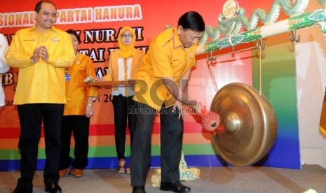  Ketua Umum Partai Hati Nurani Rakyat (Hanura), Wiranto membuka Rapat Pimpinan Nasional III Hanura di Jakarta, Sabtu (24/1). (Republika/Agung Supriyanto)