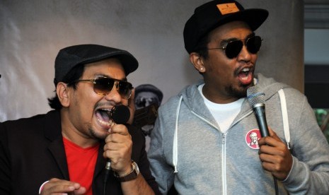  Kepergian Glenn Fredly membuat Tompi tak bisa menahan tangis (Foto: Tompi dan Glenn Fredly)