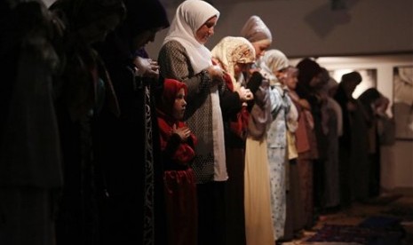 Islam di Bosnia, Pernah Terapkan Syariah Islam Lalu Sekuler 