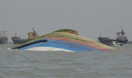 Perahu tenggelam (ilustrasi) 