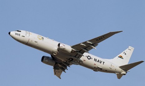  Pesawat pengintai P-8A Poseidon.  (EPA/Ali Haider)  