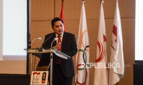 Ketua Umum Komite Olimpiade Indonesia (KOI) Erick Thohir memberikan sambutan pada pembukaan Kongres KOI di Jakarta, Rabu (9/10).