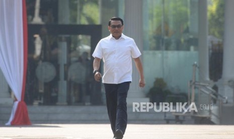 Diundang Ke Istana Kepresidenan. Mantan Kepala Staf Presiden Moeldoko tiba di Istana Kepresidenan untuk bertemu Presiden Joko Widodo, Jakarta, Selasa(22/10).