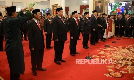 Pelantikan Kabinet Indonesia Maju. Pelantikan Kabinet Indonesia Maju oleh Presiden Joko Widodo di Istana Negara, Jakarta, Rabu (23/10).