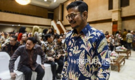 Menteri Pertanian Syahrul Yasin Limpo saat menghadiri acara serah terima jabatan (Sertijab) di Kantor Kementerian Pertanian, Jakarta, Jumat (25/10).