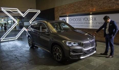 BMW resmi meluncurkan All New BMW X1 di The Langham, Senayan, Jakarta Selatan, Jumat (28/7/2023). 