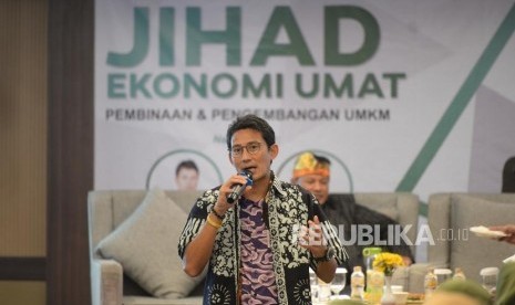 Ekonomi umat. Pengusaha yang juga mantan calon wakil presiden RI, Sandiaga Uno, mendorong penguatan ekonomi berbasis majelis taklim.  