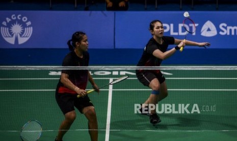 Pebulutangkis Indonesia Siti Fadia Silva Ramadhanti dan Ribka Sugiarto.