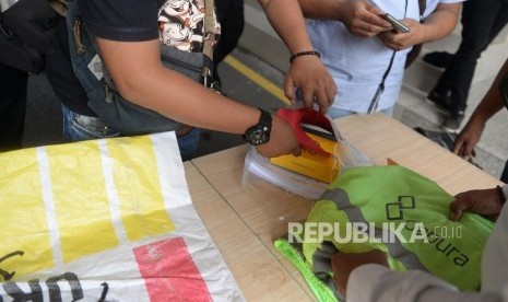 Pengungkapan Pencurian Cargo Bandara. Barang bukti pencurian barang cargo Bandara Adisucipto dihadirkan saat pengungkapan di Polda DIY, Yogyakarta, Jumat (20/12).