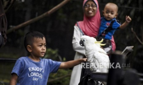 Peran Besar Orang Tua Tanamkan Bibit Kesalehan.