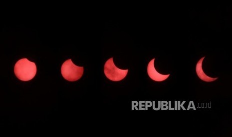 Foto kolase gerhana matahari cincin sebagian yang terpantau dari Pekanbaru, Riau, Kamis (26/12/2019).