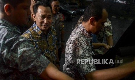 Kabareskrim Mabes Polri, Komjen Listyo Sigit Prabowo (kedua kiri) 