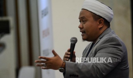   Tindakan dihapusnya akun Youtube pengurus PP Muhammadiyah dinilai berlebihan. Foto: Ustadz Fahmi Salim.