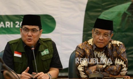 PBNU Menilai RUU HIP Membongkar Lagi Falsafah Bangsa. Sekretaris Jenderal PBNU Helmy Faishal Zaini (kiri).