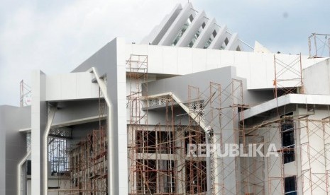 Pembangunan Museum Muhammadiyah. Proyek pembangunan Museum Muhammadiyah di Kampus 4 Universitas Ahmad Dahlan, Yogyakarta, Jumat (31/1).