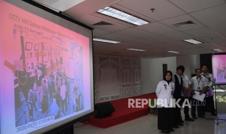 Tim Gabungan Pemeriksa terhadap Perlintasan  Keimigrasian Harun Masiku memberikan keterangan pers di gedung Kemenkumham, Jakarta, Rabu (19/2/2020).