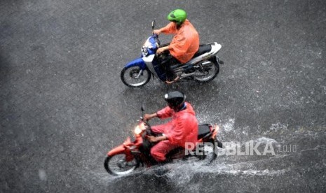 Hujan Lebat Diprediksi Terjadi Hingga 4 Hari Mendatang. Ilustrasi