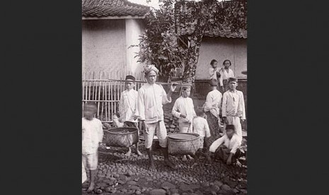 Santri di pedalaman Jawa tahun 1910.