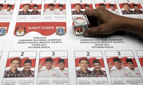 Surat suara untuk putaran kedua Pilkada DKI Jakarta.