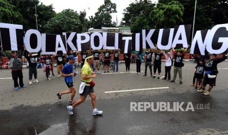 Tolak politik uang. (ilustrasi). Ketua Komisi I DPRD Jawa Barat Bedi Budiman mengajak masyarakat menolak money politic atau politik uang. 