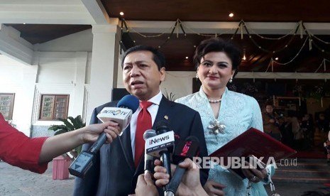 Setya Novanto bersama Istri menghadiri pernikahan Kahiyang