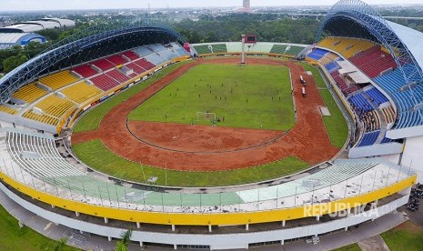 Foto aerial stadion Gelora Sriwijaya Jakabaring (GSJ) yang berada di kompleks olahraga Jakabaring Sport City (JSC), Palembang, Sumatra Selatan.