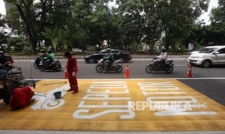 Sepeda motor diperbolehkan kembali melintasi kawasan  Jalan MH. Thamrin - Merdeka Barat.