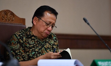 Terpidana kasus suap kuota pembelian gula impor di Perum Bulog sekaligus eks ketua DPD Irman Gusman di Pengadilan Tipikor Jakarta, Rabu (17/10/2018).