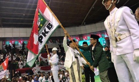 Photograph of red and white flags bearing the National Awakening Party (PKB) logo is circulating in social media.