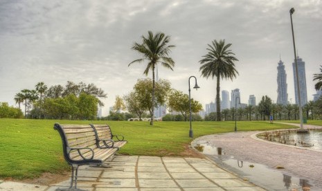 Safa Park, salah satu tempat rekomendasi yang dapat dikunjungi untuk liburan budget di Dubai. 