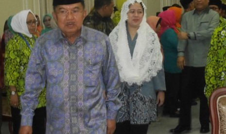 Wapres Jusuf Kalla yang juga sebagai Ketua Umum Dewan Masjid Indonesia (DMI) 