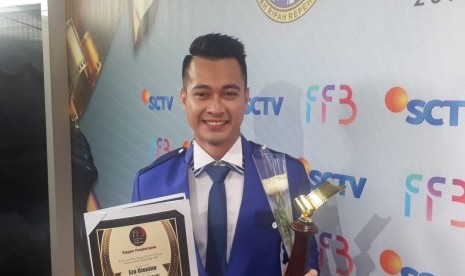 Aktor Morgan Oey. Untuk kali pertama dalam karier aktingnya, Morgan menjajal peran antagonis. Dia terlibat dalam musikal horor IBU yang tayang di www.indonesiakaya.com pada 4-6 November 2021. 