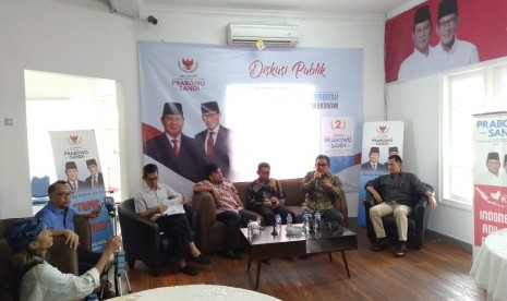 Diskusi Publik Timses Prabowo-Sandi di Menteng, Jakarta Pusat, Selasa (27/11). 