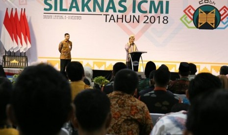 Wakil Presiden Jusuf Kalla menutup acara Silaturahmi Kerja Nasional Ikatan Cendekiawan Muslim Indonesia di Universitas Bandar Lampung, Sabtu (8/12). 